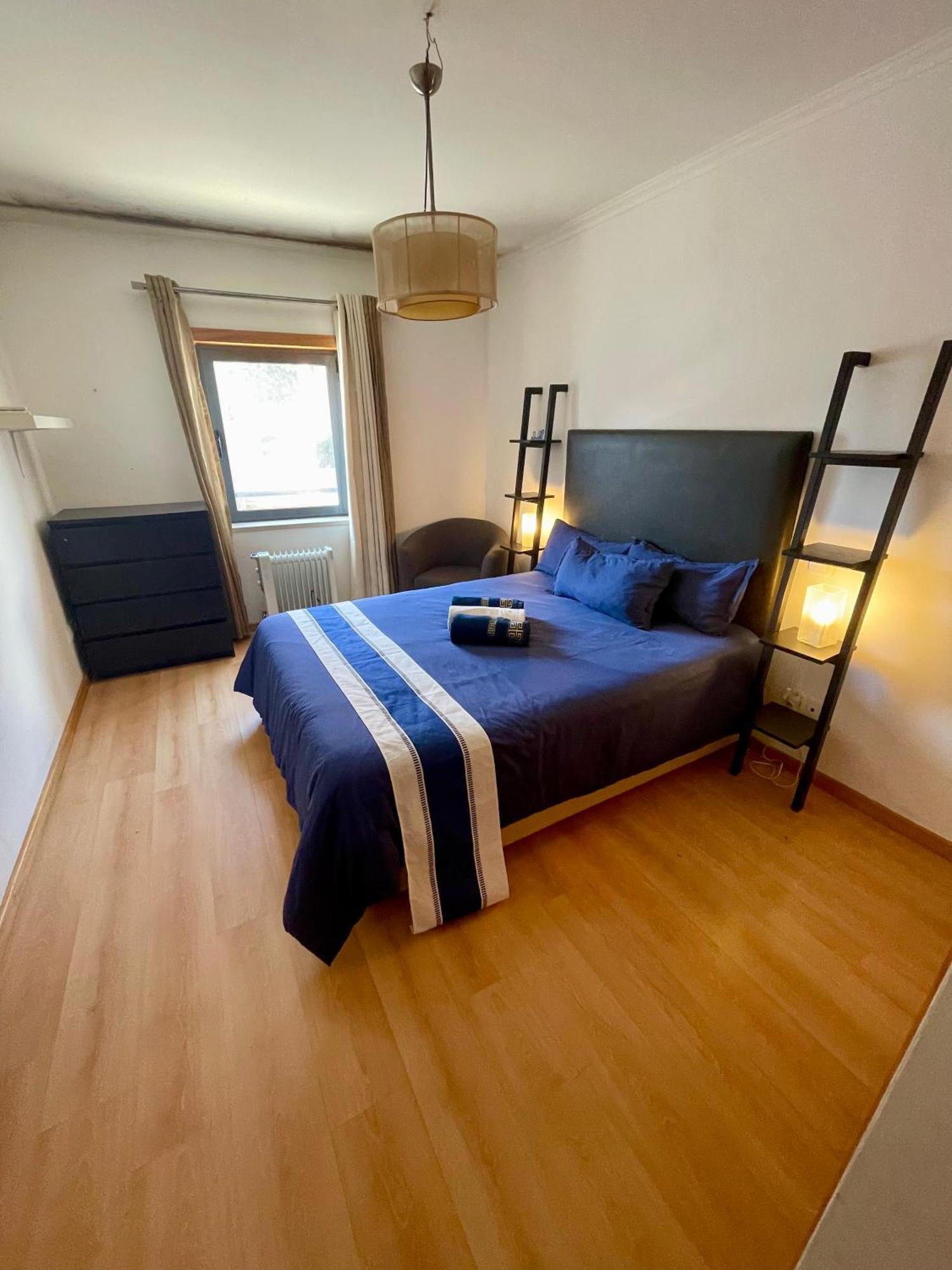 Appartamento New In Loures Lisbona Esterno foto